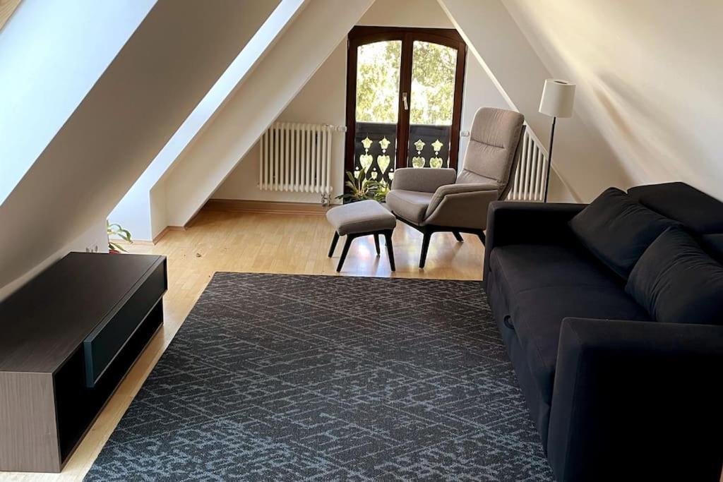 Verwunsches Haus Mit Parkplatz In Bester Lage Markkleeberg Kültér fotó